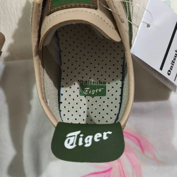 Onitsuka Tiger Comfort Walking Shoes